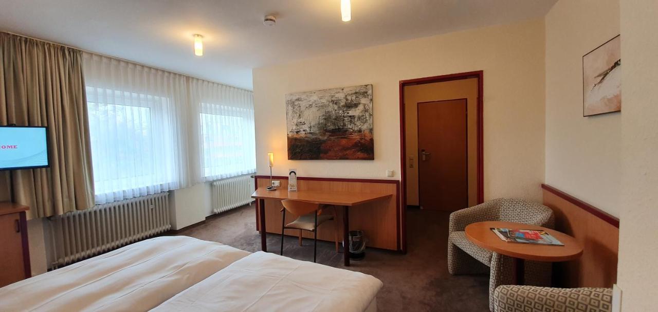 Hotel Am Hillegosser Hof Билефельд Экстерьер фото
